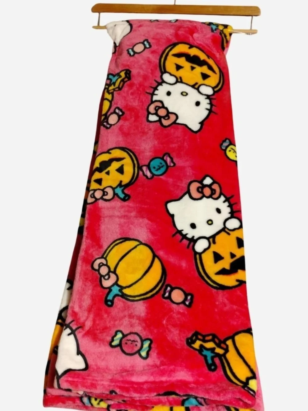 Hello Kitty Pink Throw Blanket - Cute Pumpkin Pattern